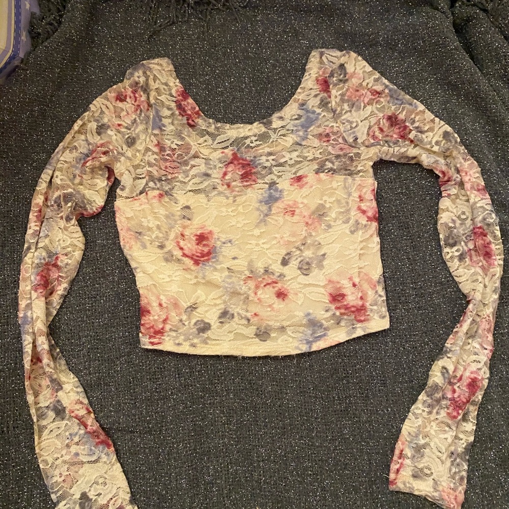 NWOT Abercrombie & Fitch Long Sleeve Crop Top